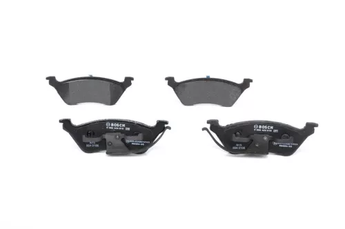 BOSCH Brake Pad Set, disc brake (0986424816)
