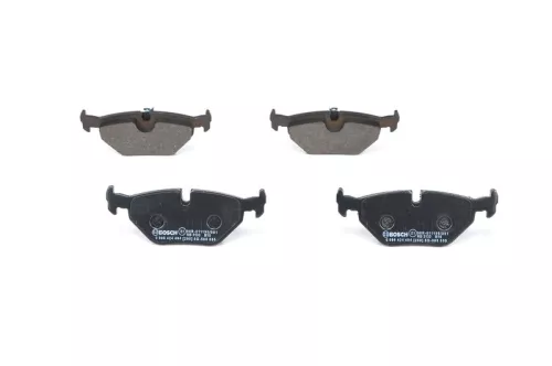 BOSCH Brake Pad Set, disc brake (0986424484)