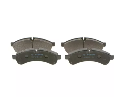 BOSCH Brake Pad Set, disc brake (0986494335)