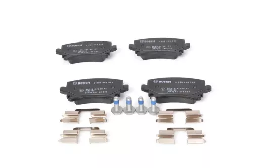 BOSCH Brake Pad Set, disc brake (0986494595)