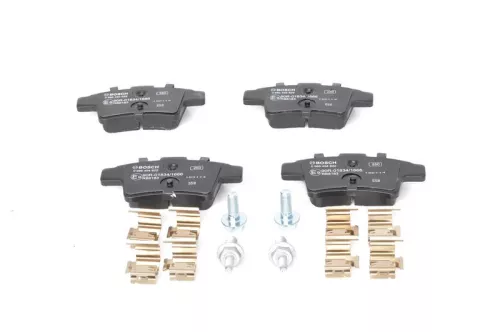 BOSCH Brake Pad Set, disc brake (0986494622)