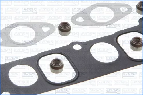 AJUSA Gasket Kit, cylinder head (53021700)